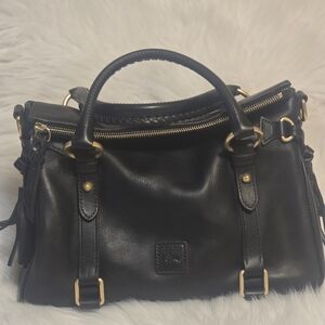 Elegant Black Leather Handbag